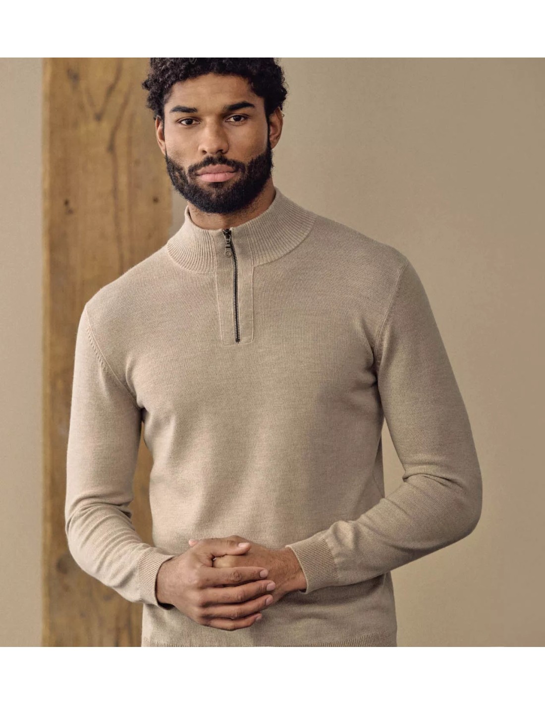 Pull cheminé homme en chanvre et laine pour passer un hiver au chaud